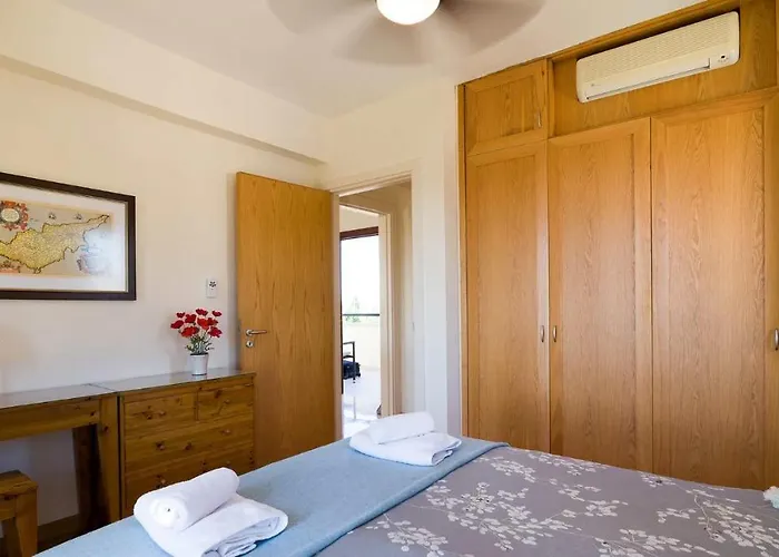 1 Bedroom Nesoi With Sea And Golf Views, Aphrodite Hills Kouklia