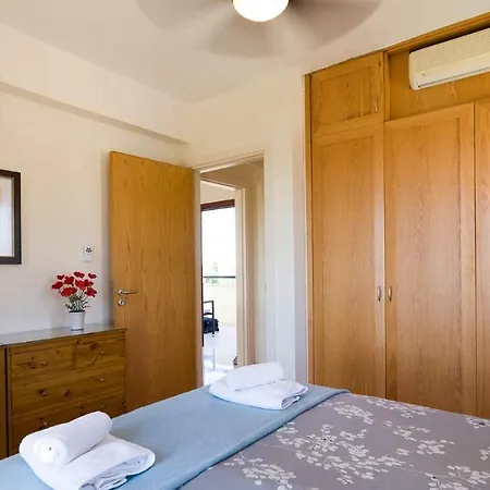 1 Bedroom Nesoi With Sea And Golf Views, Aphrodite Hills Kouklia