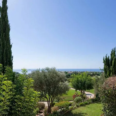 1 Bedroom Nesoi With Sea And Golf Views, Aphrodite Hills * Kouklia