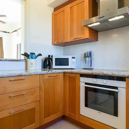 1 Bedroom Nesoi With Sea And Golf Views, Aphrodite Hills Kuklia