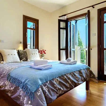 1 Bedroom Nesoi With Sea And Golf Views, Aphrodite Hills *