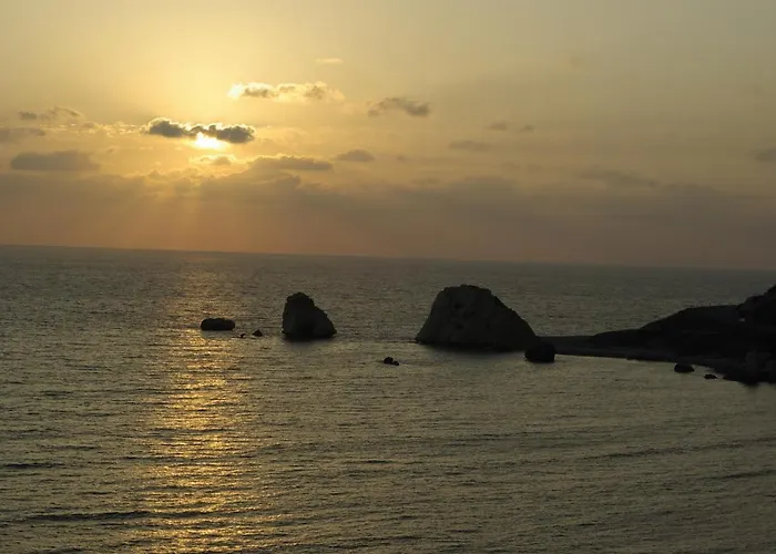 1 Bedroom Nesoi With Sea And Golf Views, Aphrodite Hills アパート クークリア